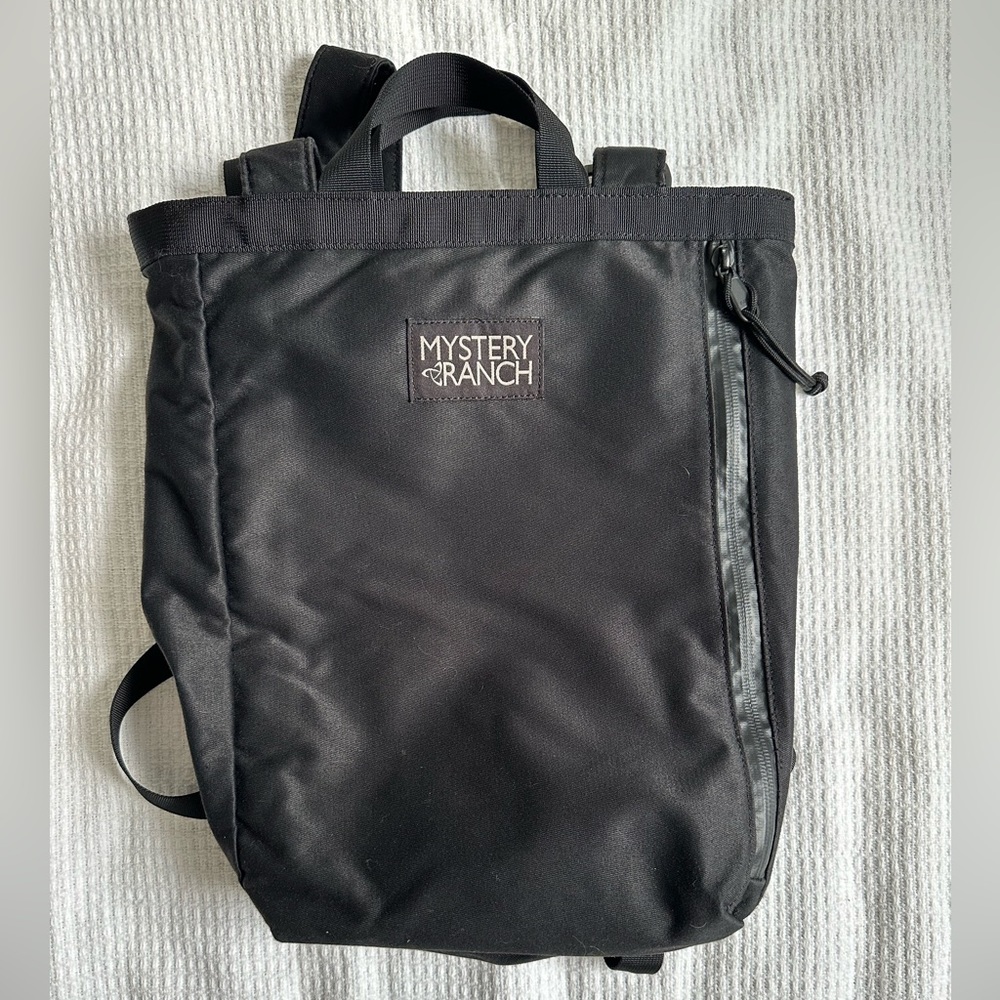 Mystery Ranch 10L lil booty bag